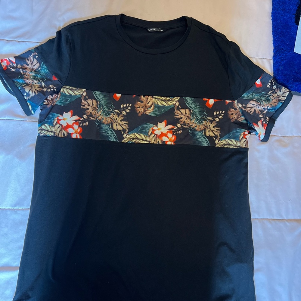 Shein T shirt